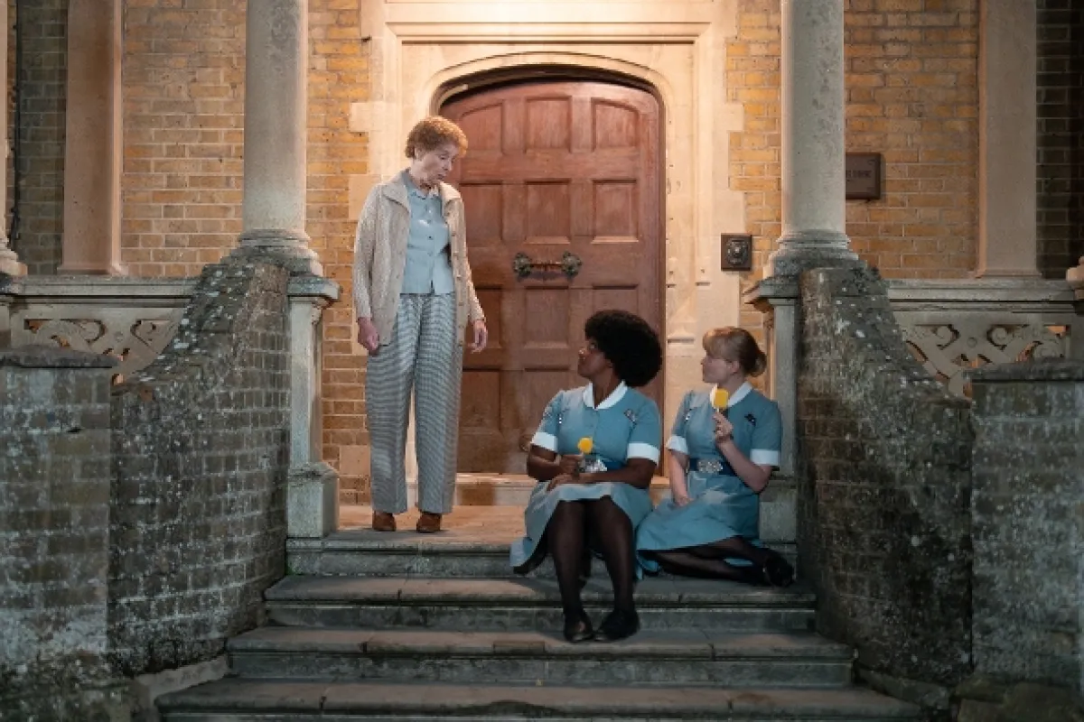 Zavolejte porodní sestřičky (Call the Midwife XIV), 2025 - fotogaléria