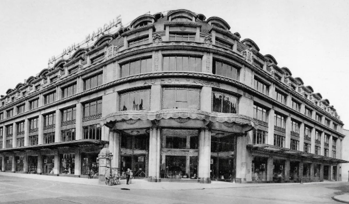 Pařížské paláce pokušení - fotogaléria