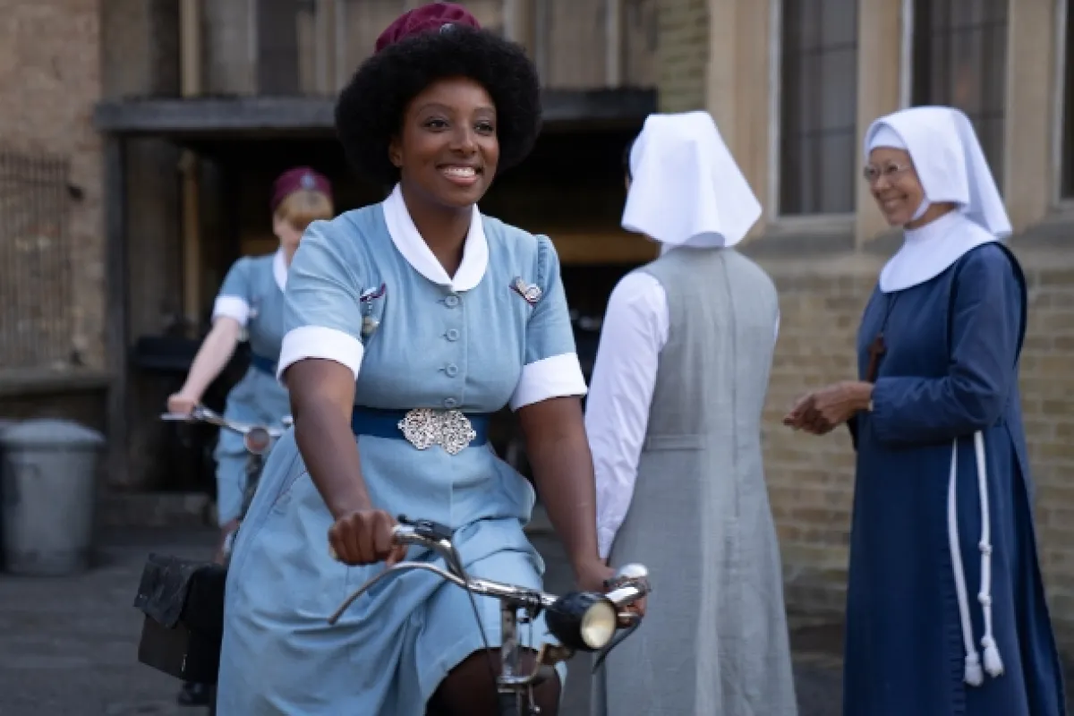 Zavolejte porodní sestřičky (Call the Midwife XIV), 2025 - fotogaléria