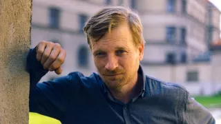 Dáma a Král (3)
