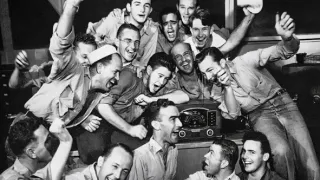 1945: Japonsko kapituluje, USA oslavuje