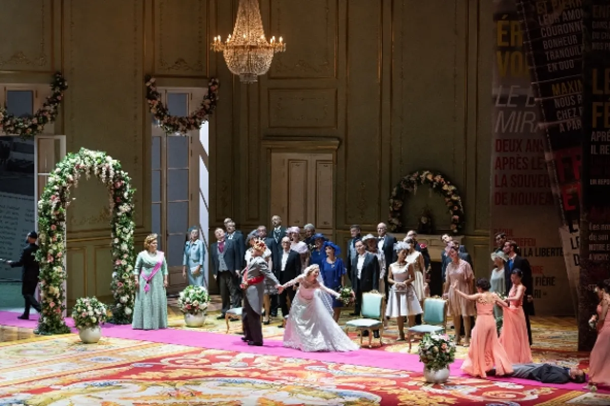 J. Offenbach: Modrovous - fotogaléria