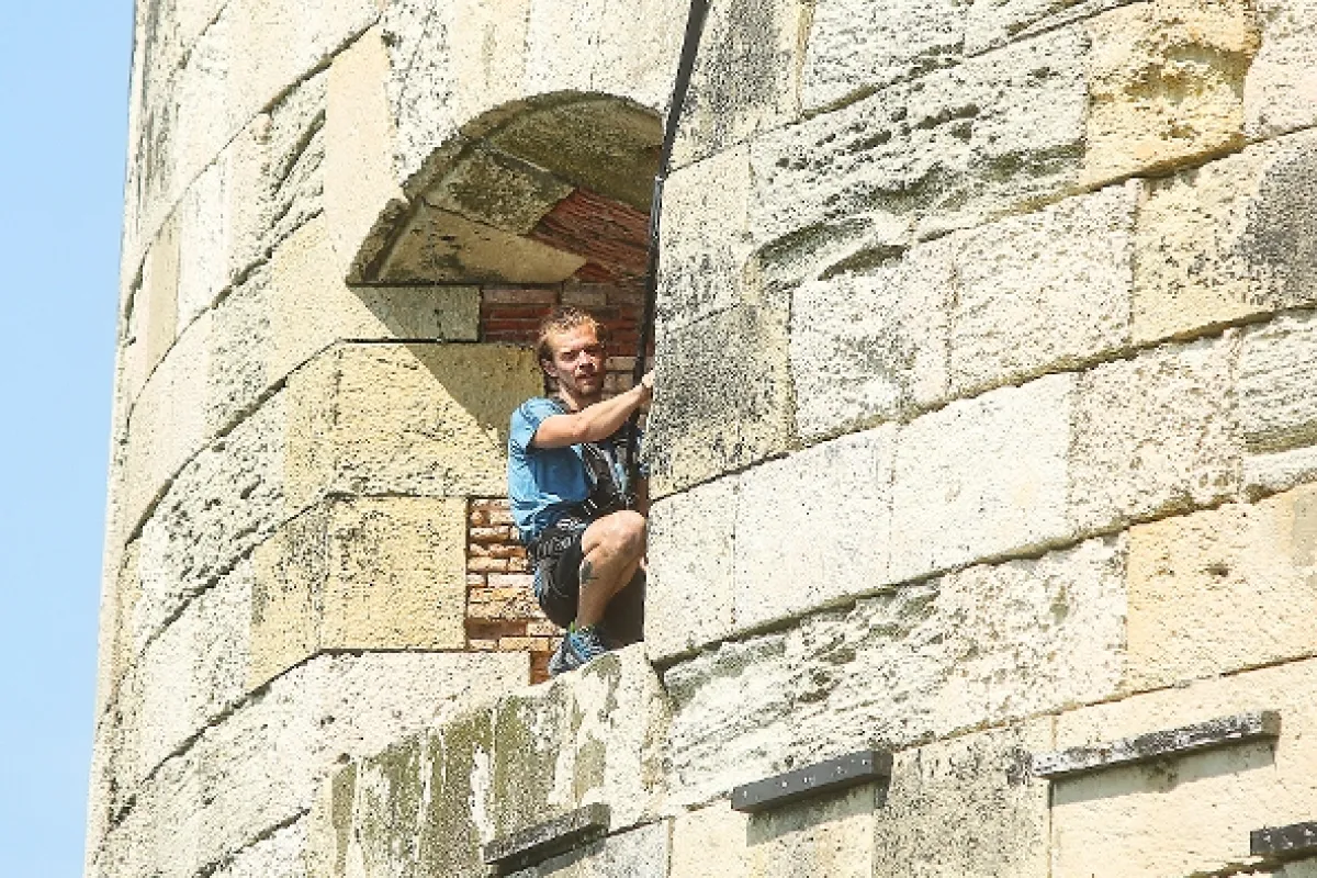 Pevnosť Boyard, 2001 - fotogaléria