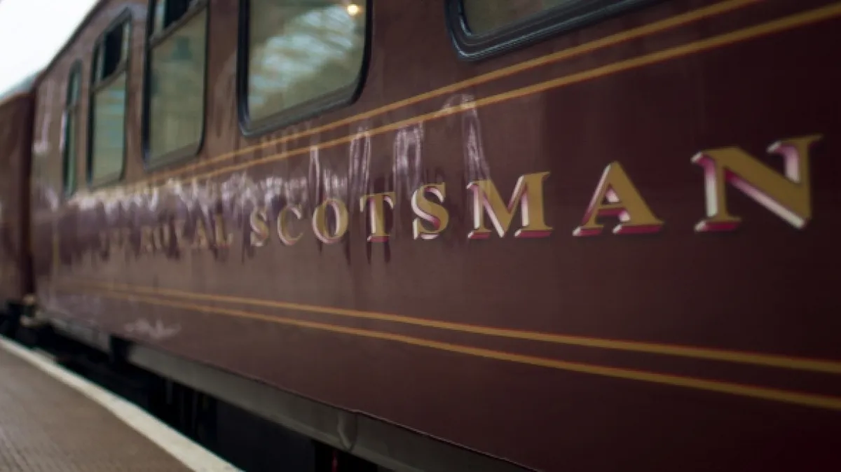 Nejluxusnější cesty vlakem: Skotsko (Alan Cumming’s Most Luxurious Train Journeys: Scotland), 2024 - fotogaléria