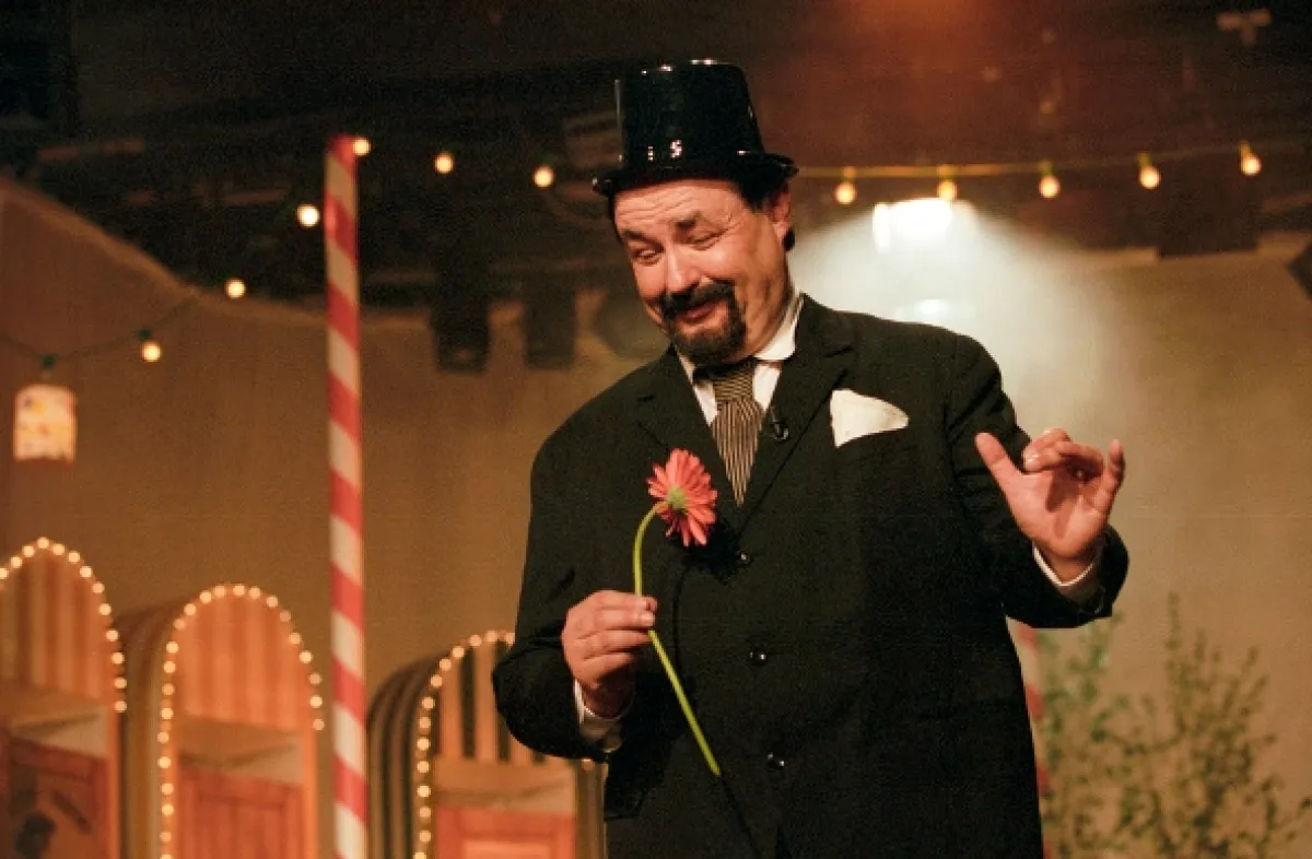 Novoty, 1999 - fotogaléria