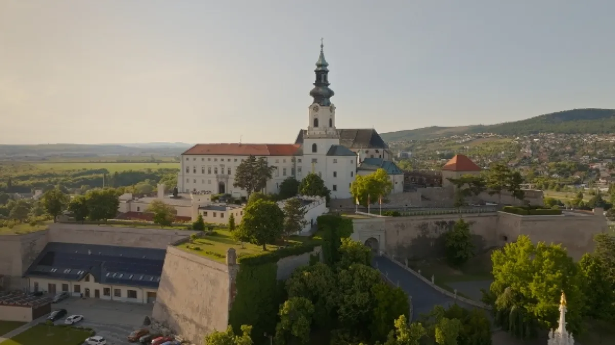 Honosné evropské hrady a zámky - fotogaléria