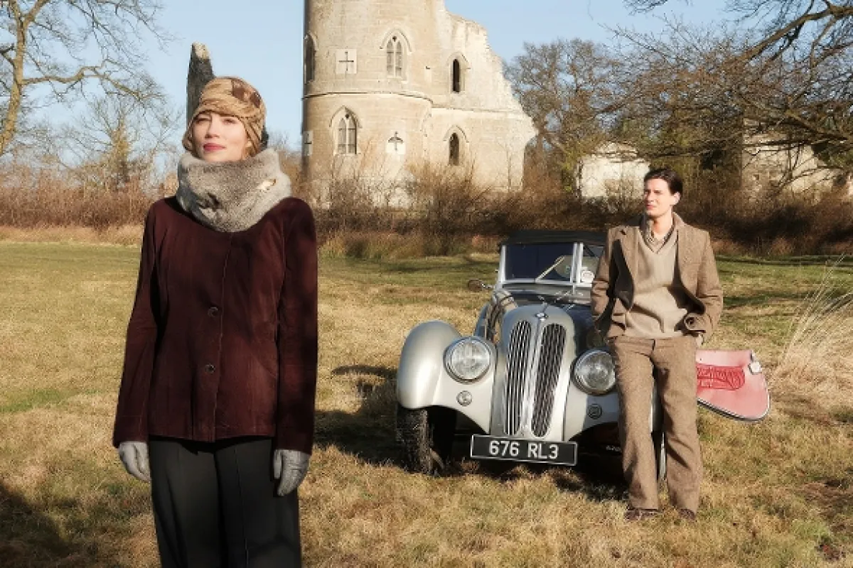 Lekce neslušného chování (Easy Virtue), 2008 - fotogaléria