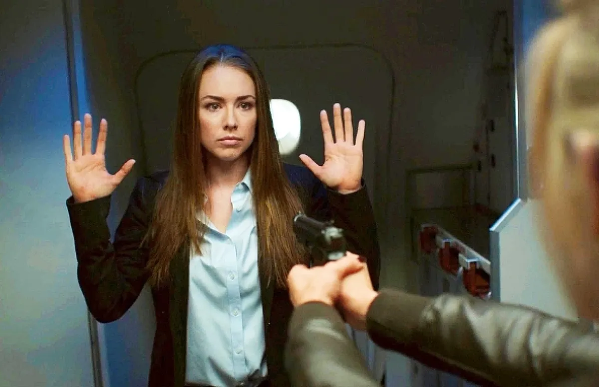 Únos lietadla (Airline Disaster), 2010 - fotogaléria
