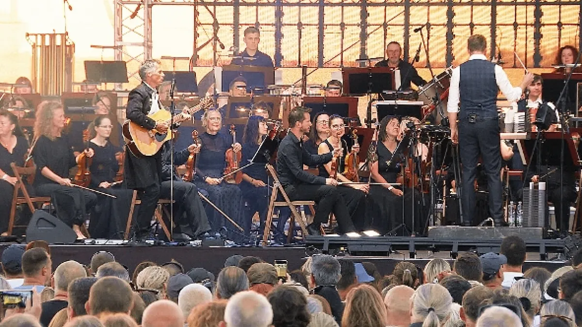 Janek Ledecký Symphonic - fotogaléria