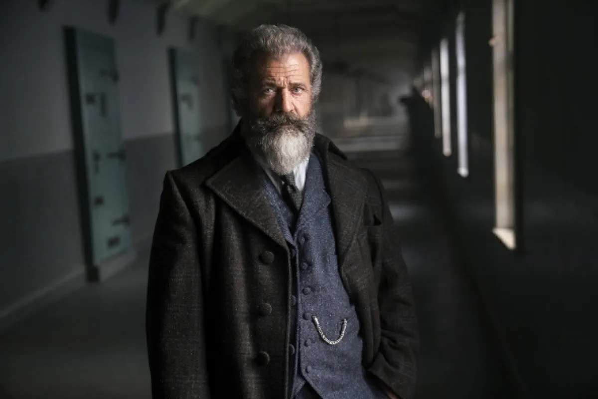 Profesor a šílenec (The Professor and the Madman), 2019 - fotogaléria